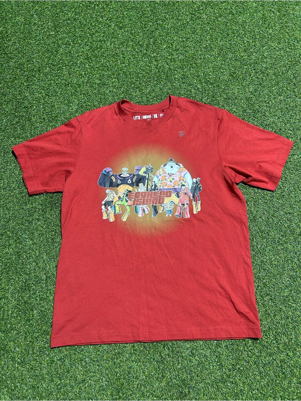 Men’s Uniqlo One Piece Graphic Tee
